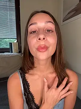ChiaraSommer online show from May 29, 5:11 pm
