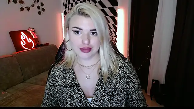 Ariana Saint online show from March 29, 8:52 pm