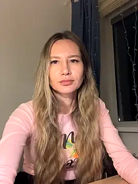 1Moonlight1 online show from December 20, 5:39 pm