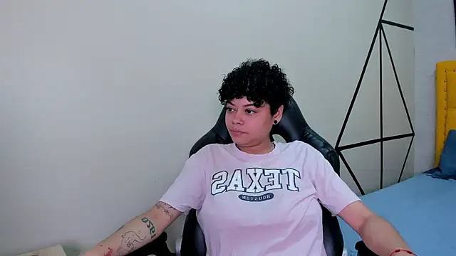 Sasha Venom online show from January 13, 7:40 pm