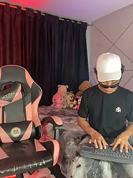 Yoim Williams online show from January 13, 3:56 am