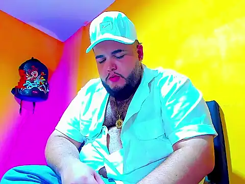 gainer chubby hot online show from January 7, 11:08 pm