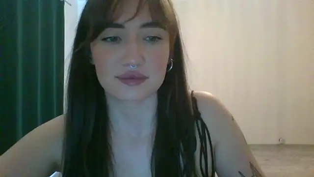 LexiSpicy online show from April 23, 3:25 pm