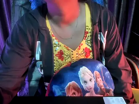 Priya Sengar online show from January 5, 5:27 pm