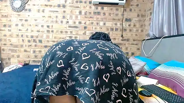 AFRICANBOOTYLICIOUS online show from May 24, 7:46 pm