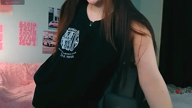 fallin lovee online show from January 7, 7:39 pm