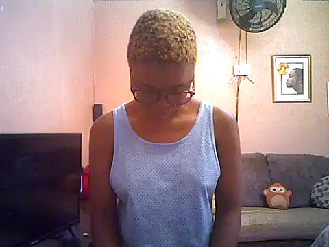 QUEENSasha27 online show from January 6, 10:41 am