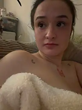 LilyLuck  online show from March 14, 2:23 am