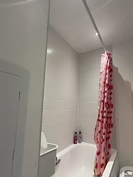 LilyLuck  online show from April 1, 4:48 pm