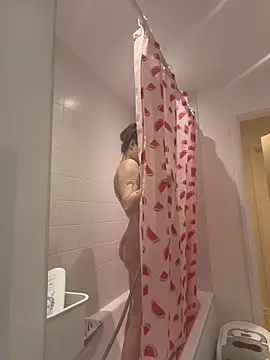 LilyLuck  online show from March 27, 5:35 pm