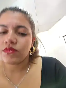 Ivy enjoy online show from May 9, 7:05 pm
