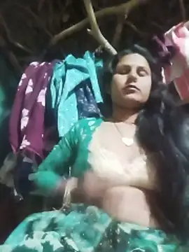 Cuty priti online show from May 21, 7:45 pm