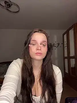 ElenaMariee online show from January 5, 9:07 pm