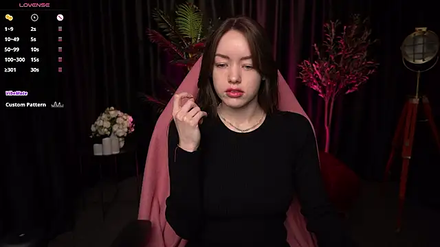 Velouraa online show from March 8, 8:29 am