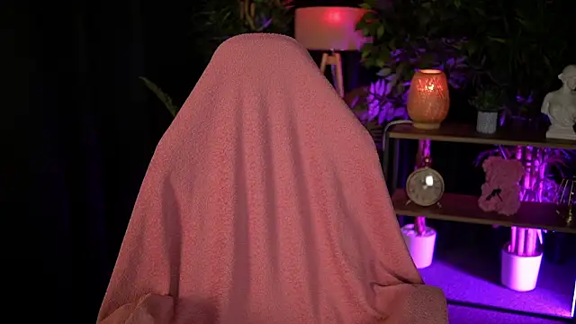 Velouraa online show from February 26, 9:47 pm