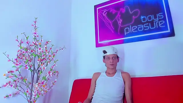 Pleasure boys hot online show from March 5, 10:27 pm