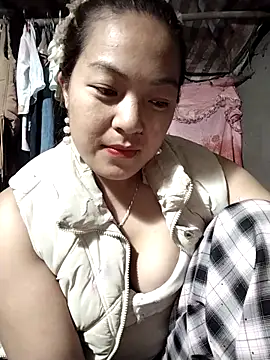 Lucky cutee online show from May 11, 6:04 am