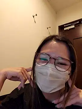 tomatocjin124 online show from March 14, 5:52 am