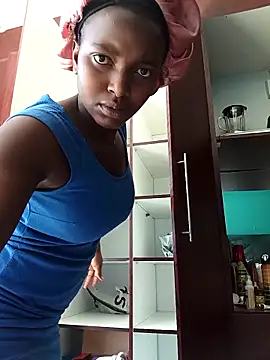 ShyNaughtyBabe online show from March 29, 11:09 am