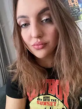 AliceAlicee online show from January 11, 10:20 am