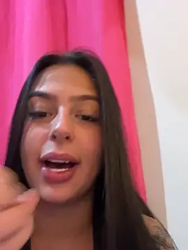 jujuarantes  2026 online show from July 10, 4:18 pm