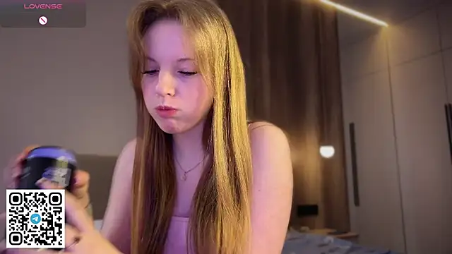 steffi meoww online show from May 21, 4:10 am