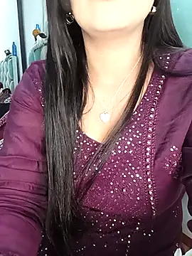 Deshi bhabhi143 online show from May 19, 6:20 am