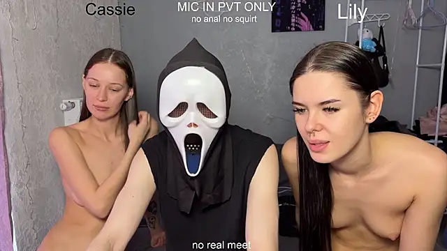 girls secrets online show from March 24, 12:21 pm