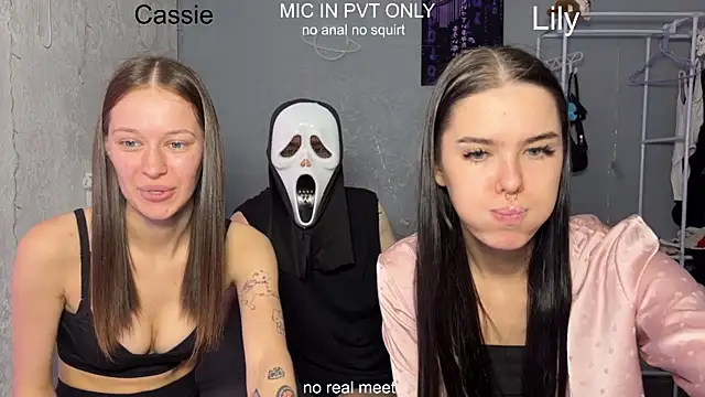 girls secrets online show from March 23, 12:11 pm