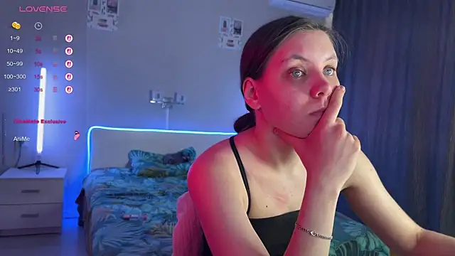 Katherine   Ross online show from May 11, 4:04 pm