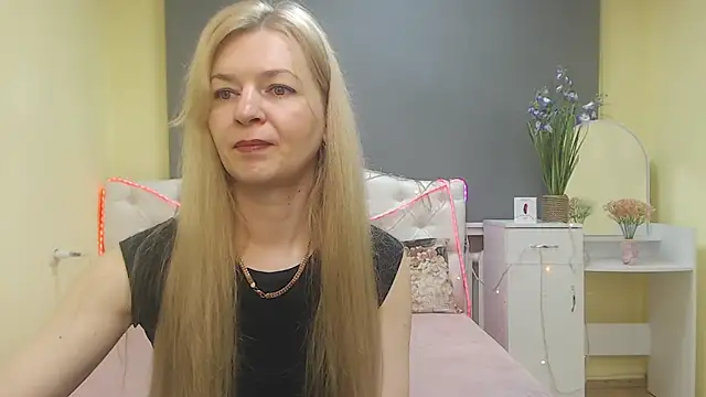MelissaTyler online show from May 16, 5:21 am