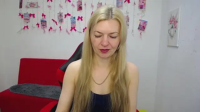 MelissaTyler online show from May 23, 5:17 am