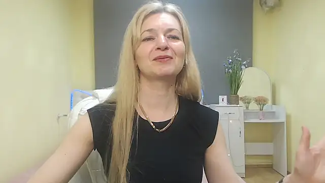 MelissaTyler online show from May 16, 10:36 am