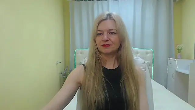 MelissaTyler online show from May 24, 5:17 am