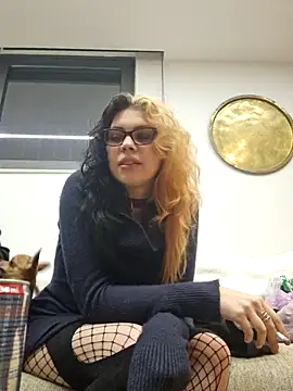 whatevaandissues online show from March 21, 7:30 pm