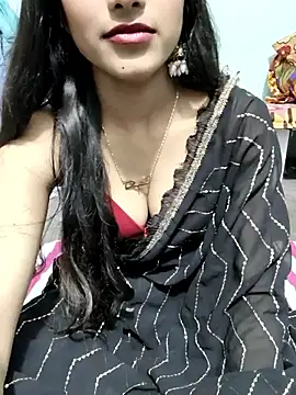 Yours-Zeenat online show from February 18, 9:19 am