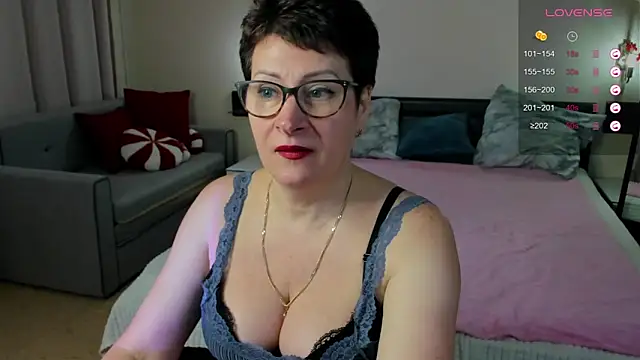 JennyMons online show from May 19, 8:32 am