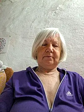 KlaudiaDarling online show from May 19, 2:29 am