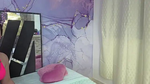 Alice NY online show from May 20, 4:53 am