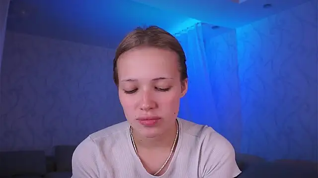 hexiir online show from May 10, 7:49 pm