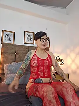 kat paradise online show from May 9, 12:18 pm