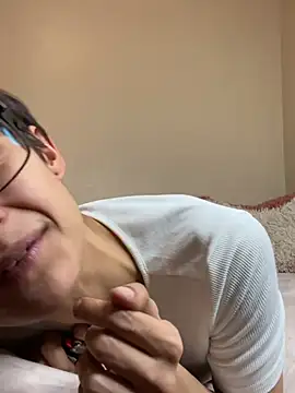 FaiiryArii online show from March 16, 4:15 am