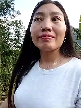 Lovephay8x online show from May 5, 9:56 am