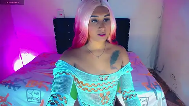 AlondraGill 11 online show from May 12, 3:15 am
