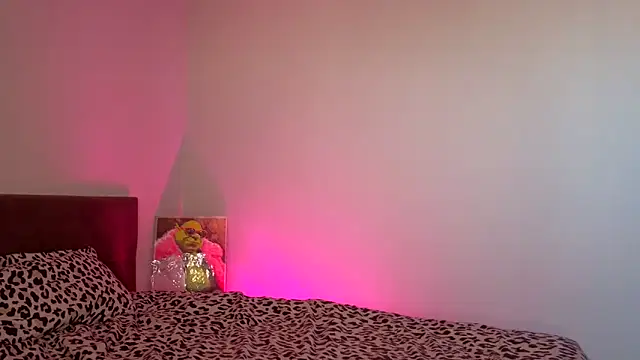 ChrissBerry online show from March 30, 3:17 am