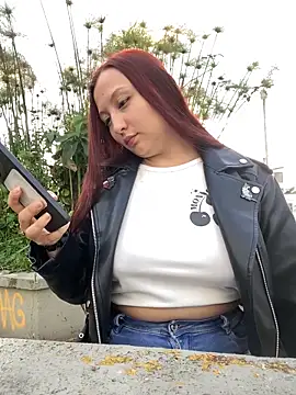 Scarlet auraa online show from March 14, 10:55 pm