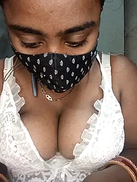 Hotty Nishaa online show from March 29, 11:48 pm