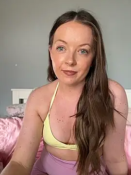 Nova-Vixen online show from May 17, 2:16 pm