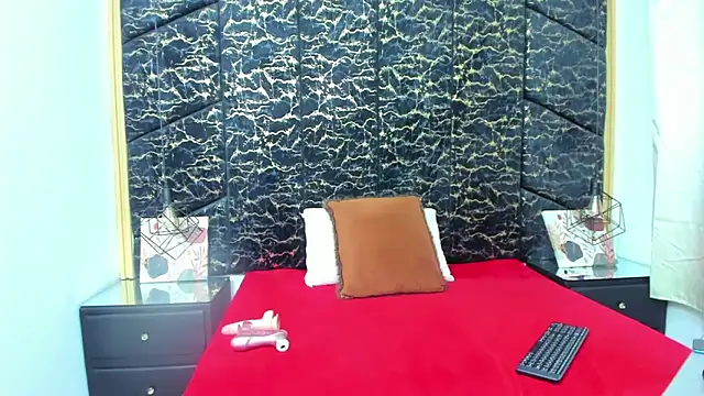 AlahiaEvansz online show from January 6, 3:10 am