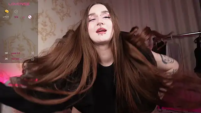 Alice Goth online show from January 10, 4:06 am